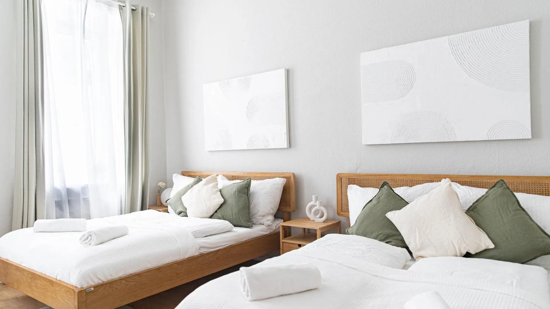 Spacious Apartment, 3 Min To U1 Reumannplatz Wiedeń 0*,