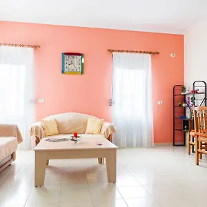 Work-friendly Apartments, Sarandë
