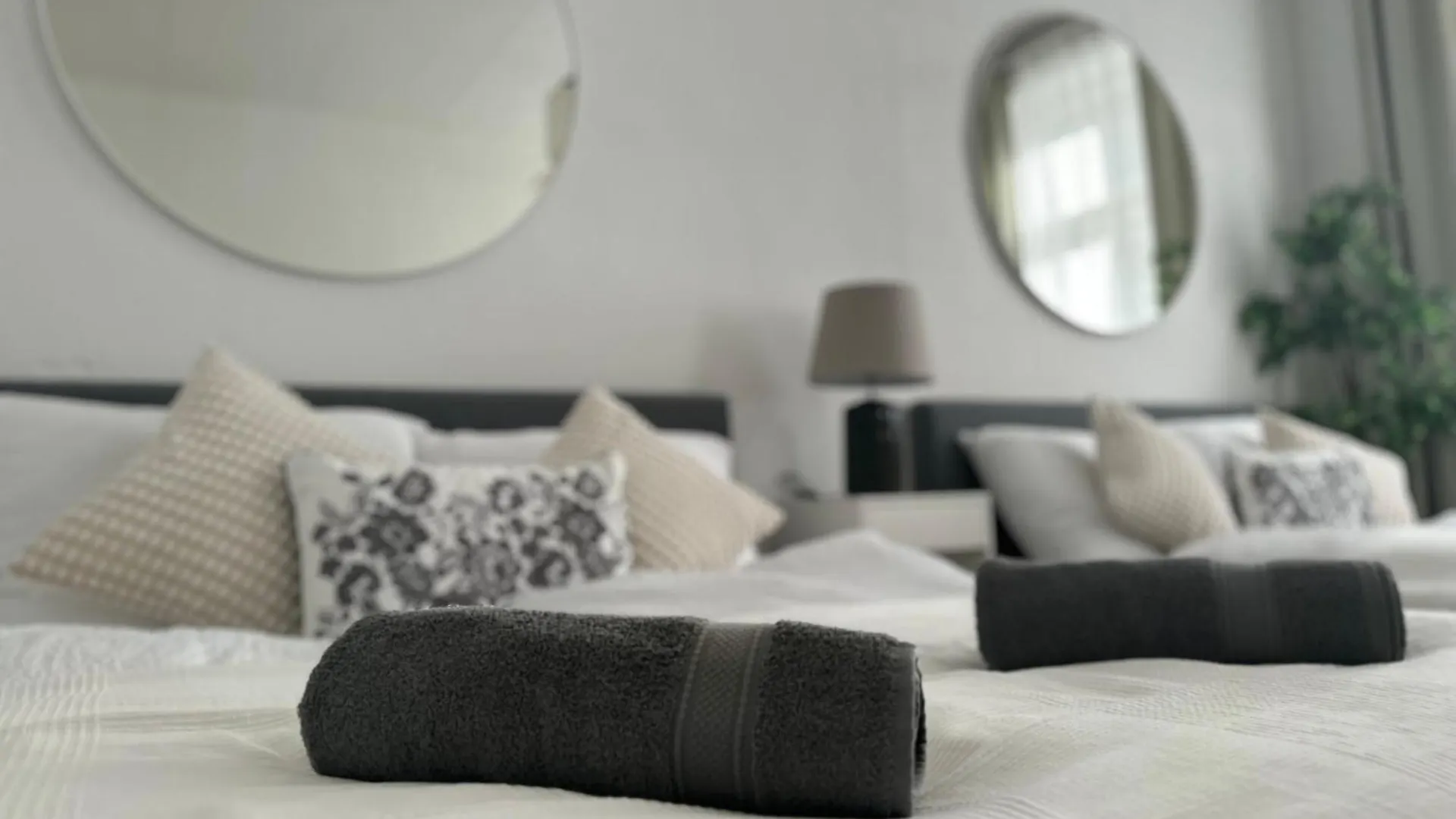 Appartamento Spacious Apartment, 3 Min To U1 Reumannplatz Vienna