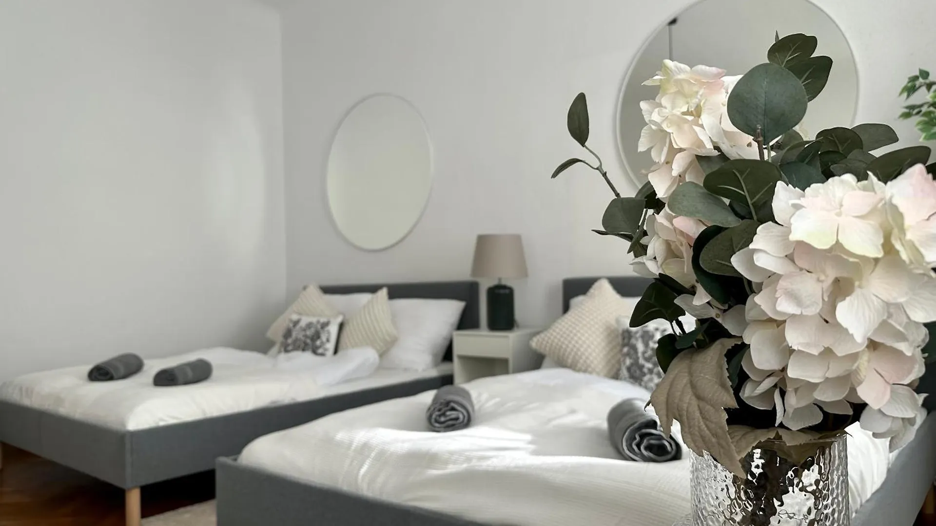 Appartamento Spacious Apartment, 3 Min To U1 Reumannplatz Vienna Austria